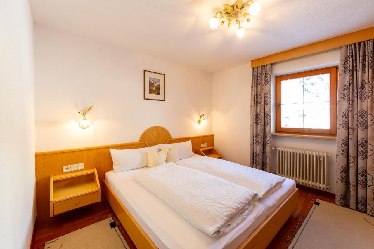 Pension Alpenrose Serfaus Exterior photo