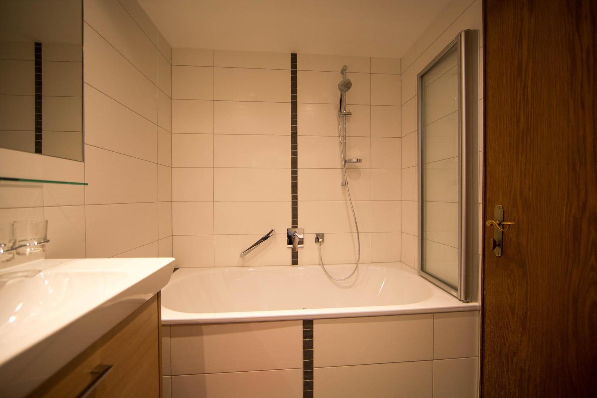 Pension Alpenrose Serfaus Room photo