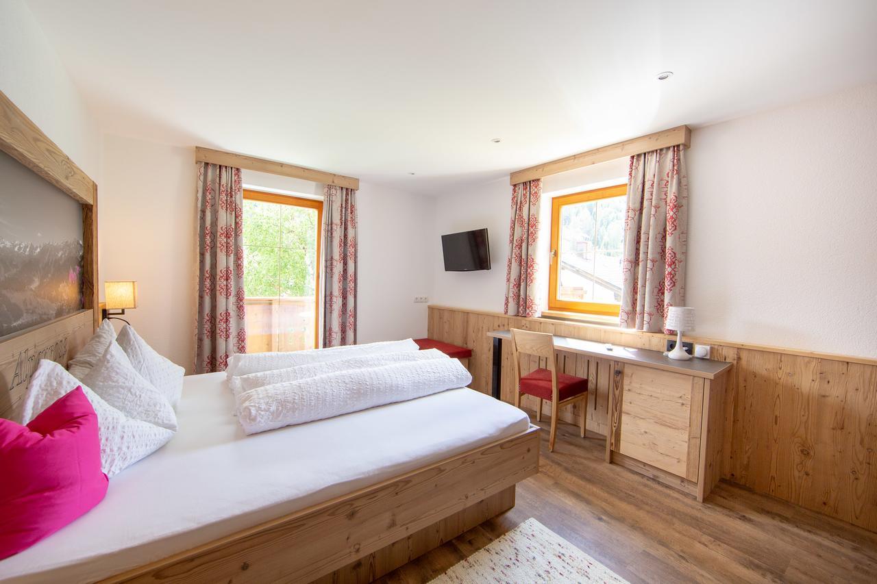 Pension Alpenrose Serfaus Exterior photo